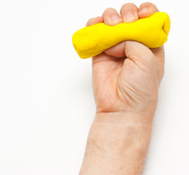 Ergotherpeutische Übung für die Hand in Berlin