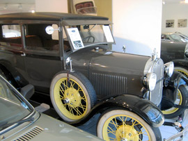 Oldtimer können auch in das KFZ Pfandhaus MAXXAUTO Berlin gebracht werden