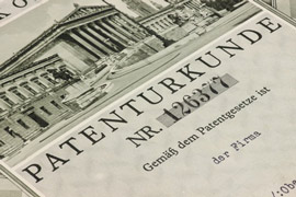 Wer ein Patent dank eines Anwalts für Patentrecht erfolgreich angemeldet hat bekommt eine Patenturkunde