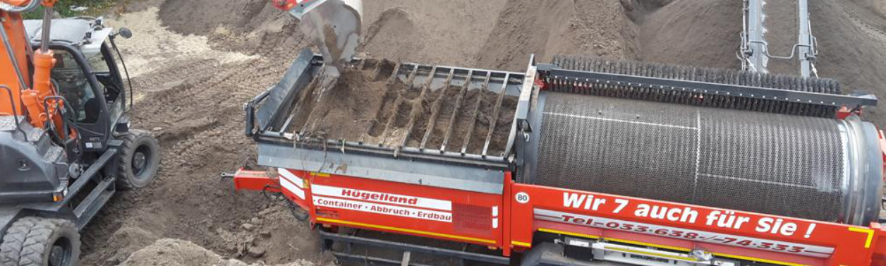 Gemietete Siebmaschine wird befüllt